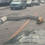 Dañan muros de concreto recién instalados en la avenida Barceló, Bávaro