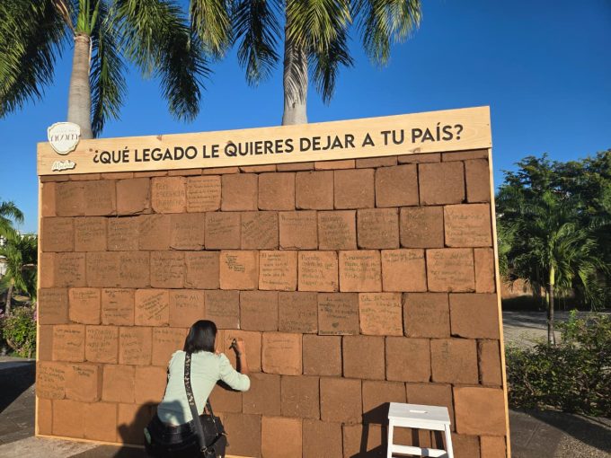 Proyecto inmobiliario Living The Noom presenta “El Muro del Legado”