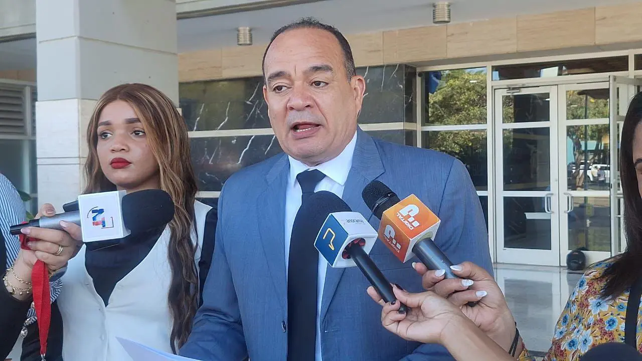 Acusan a exdirector del SNS por presunta estafa de RD$13,000 millones