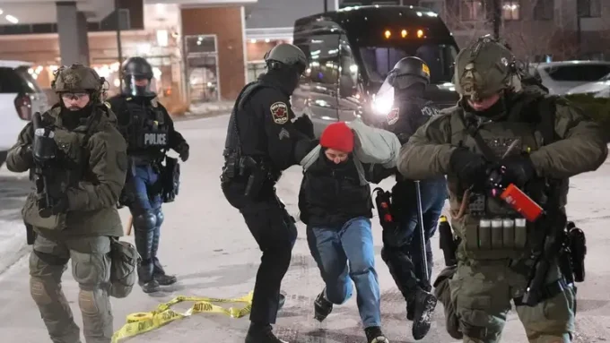 ICE no tiene previsto realizar operativos migratorios durante el Super Bowl, según medios