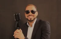 Néstor Alduey lanza video oficial de “No aprieten el botón”