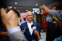 Presidente del Senado dispuesto a citar ejecutivos de Aerodom por retraso en mejoras aeroportuarias