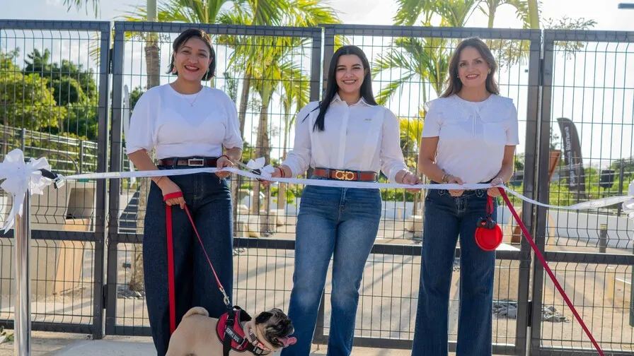 Playa Nueva Romana inaugura su primer parque canino: The Paw Zone