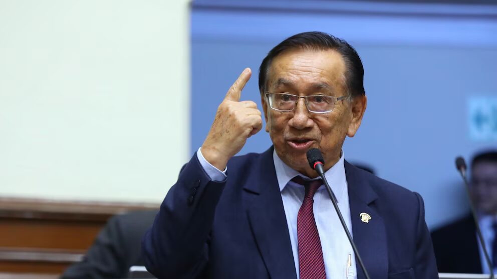 Quién es José María Balcázar, el nuevo presidente interino de Perú: perfíl, polémicas y cuestionamientos - Noticias de hoy en República Dominicana | De Último Minuto