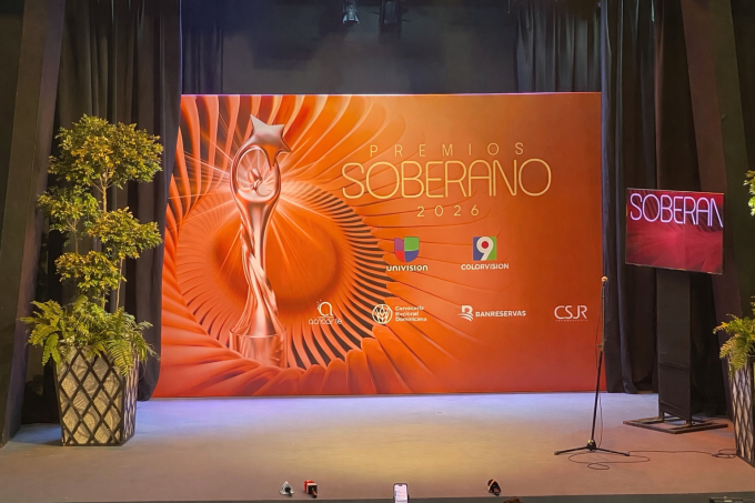 Noche de brillo, emociones y grandes ganadores en Premios Soberano 2026