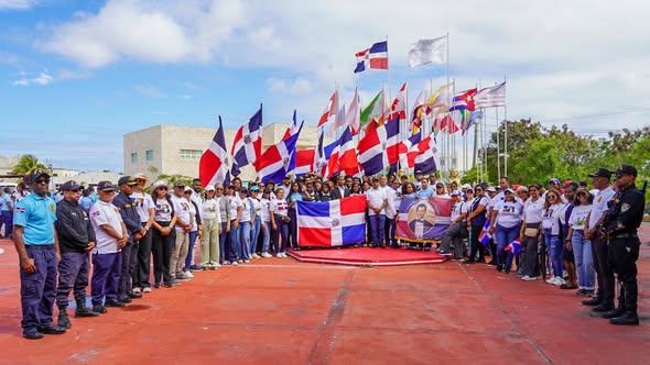 Estudiantes del Francisco del Rosario Sánchez conmemoraron natalicio del patricio