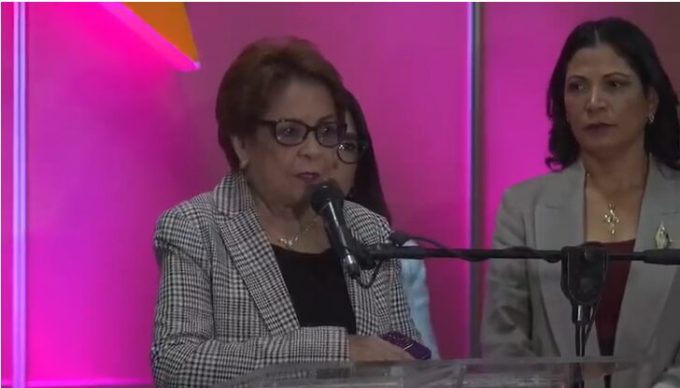 Alejandrina Germán llama a educar en igualdad para reducir feminicidios en el país