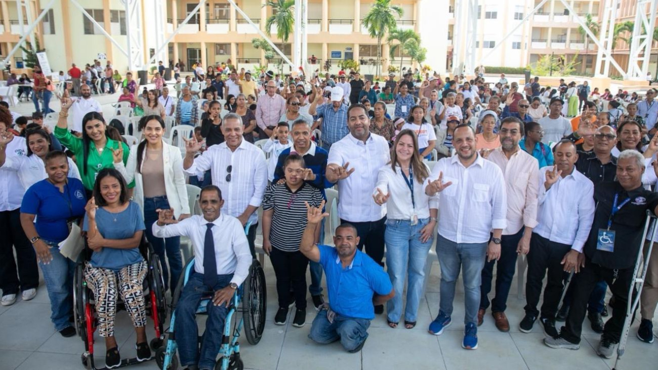 Conadis realiza jornada de inclusión social y asistencia médica para personas con discapacidad en San Francisco de Macorís