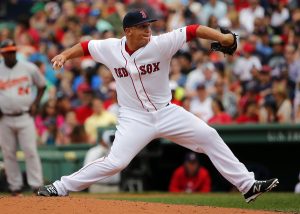 Águilas Cibaeñas fortalecen su bullpen con Jonathan Aro y Diógenes Almengó