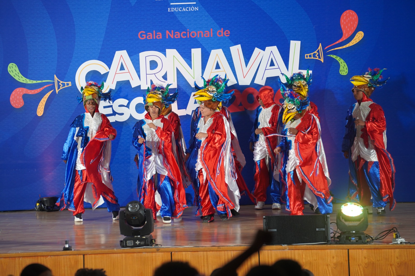 Minerd celebra el talento y creatividad estudiantil en Gala Nacional de Carnaval Escolar 2026