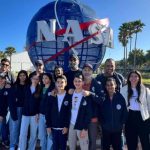 Estudiantes del PCIS entrenan como astronautas en la NASA
