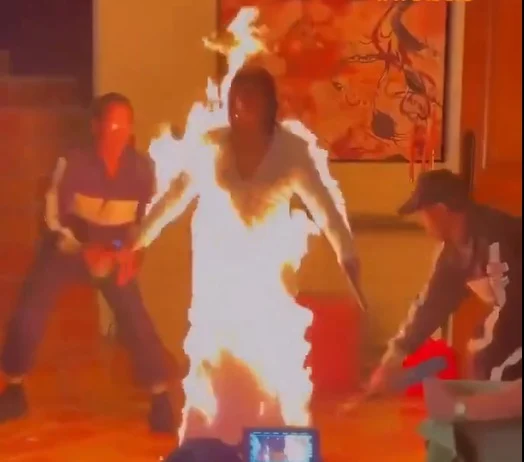 Katy Perry sorprende con escena en llamas durante grabación de su nuevo videoclip