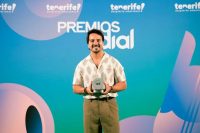 Luis Fonsi hace vibrar los Premios Dial 2026 de España