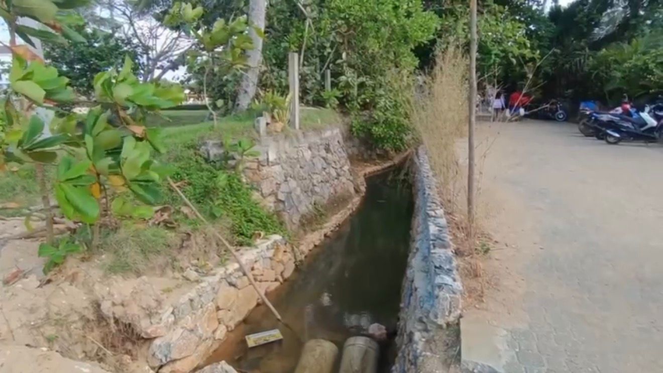 Alerta ambiental en Playa Bonita, Las Terrenas; genera preocupación en Samaná