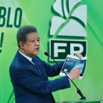 Leonel Fernández critica respuesta del Gobierno ante alza del petróleo y advierte que la población “no aguanta más presión económica”