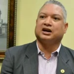 Embargan a subdirector del INTRANT por deuda de US$45,000 y retención de vehículo en litigio
