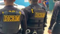 Muere presunto delincuente tras enfrentamiento con agentes del DICRIM en Salcedo