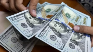 Dólar amanece en RD$60 y el Euro supera RD$73 este martes en RD