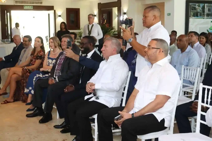 Instalan consulado honorario de Ucrania en La Romana